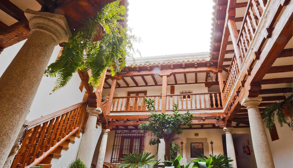 Posada Del Tio Juanon Навалькарнеро Экстерьер фото